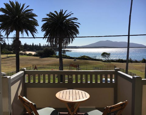 Bermagui Beach Hotel - Gold Coast 0