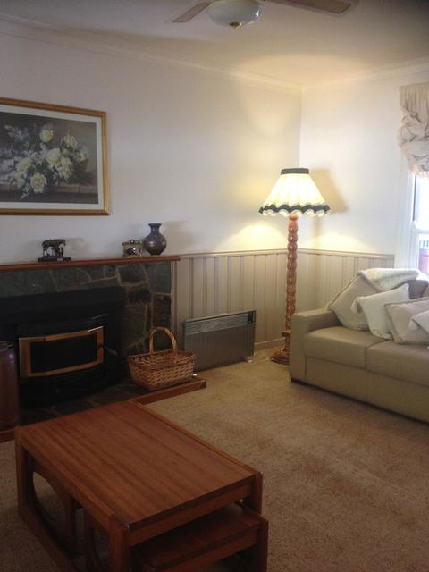 Bessie's Cottage - Tourism Gold Coast 3