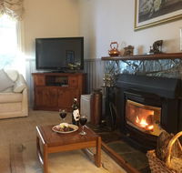 Bessie's Cottage - Tourism Gold Coast