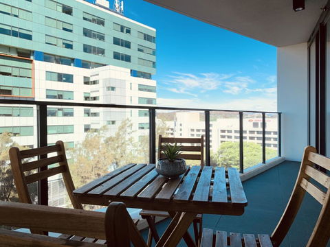 Best Located Brand New Apartment In Canberra CBD - Tourism Gold Coast 3