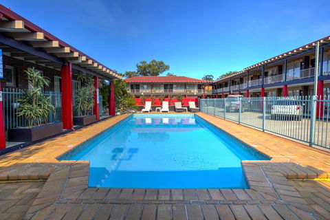 Best Western Zebra Motel - Tourism Gold Coast 1