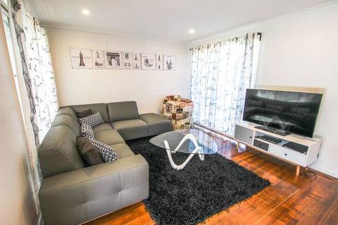 Bianconero - Tourism Gold Coast 1