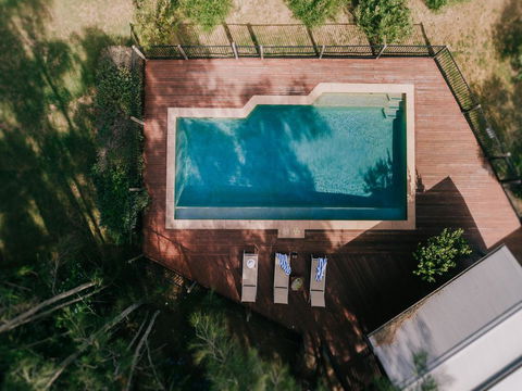 Billabong Moon - Tourism Gold Coast 0