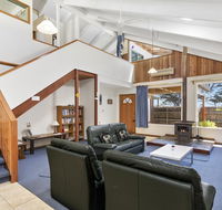 Black Dolphin Waterfront Townhouse - Bay Views