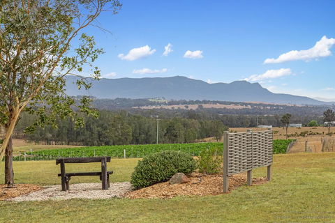 Blackwattle Retreats - Tourism Gold Coast 0