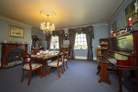 Blackwood Inn Innkeepers House - Tourism Gold Coast 0