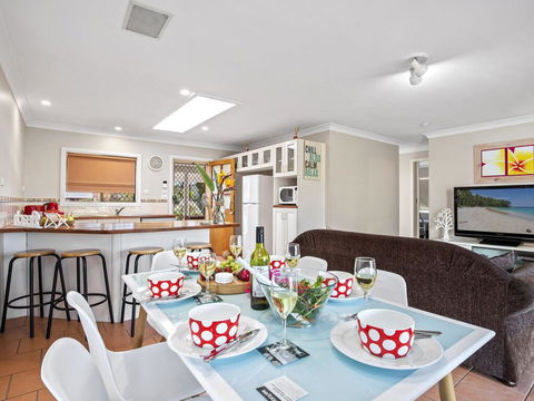 Blue Haze - Air Conditioned Comfort - Tourism Gold Coast 0