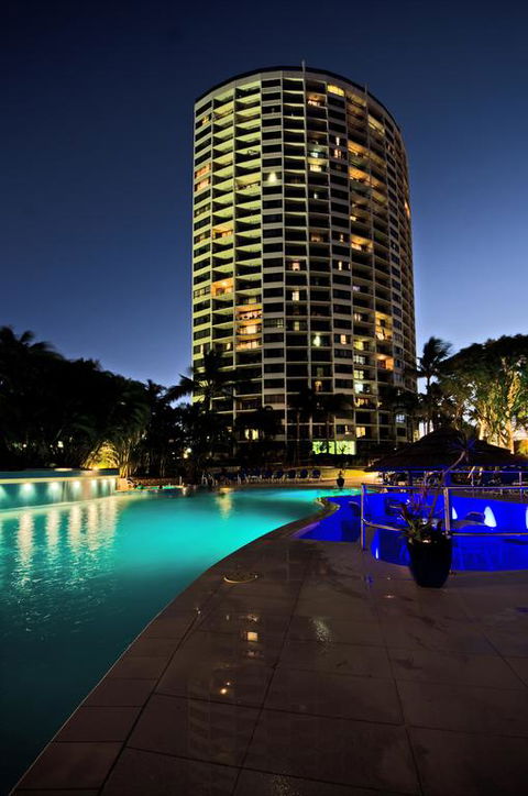 Blue Ocean Apartment - Tourism Gold Coast 3
