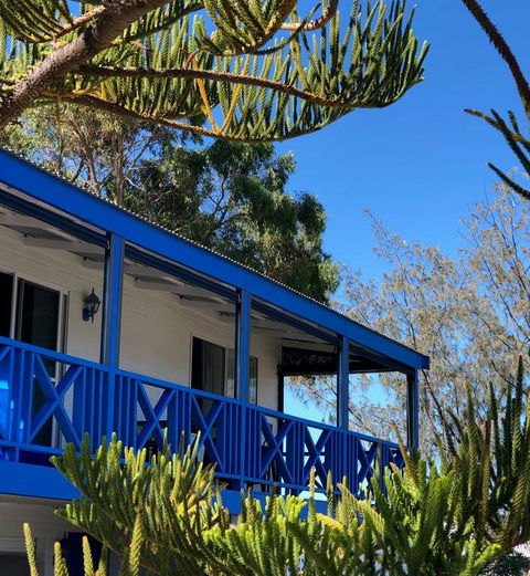 Blue Sky Escapes Beach House Ledge Point - Tourism Gold Coast 3