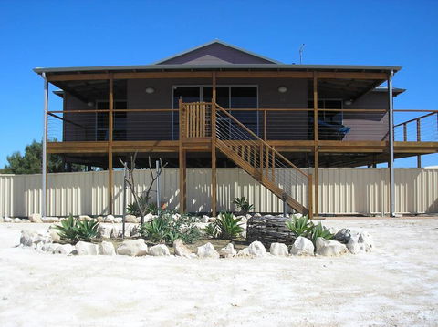 Blue Sky Escapes Sunset Oddes-sea - Tourism Gold Coast 0
