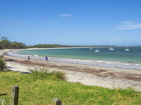 Blue Waters Cottage - 120m To Jervis Bay - Tourism Gold Coast 2