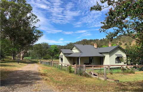 Bobby's Country Rental - Tourism Gold Coast 0