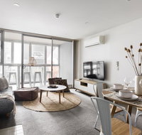 Boho on Morphett-In the heart of the CBD - Wifi - Nespresso - Netflix - Tourism Gold Coast