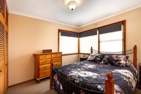 Three Little Ducks - Close And Cosy - Tourism Gold Coast 3