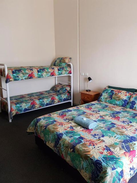 Wentworth Central Motor Inn - Tourism Gold Coast 2