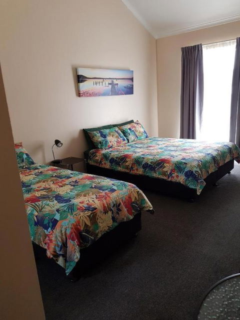 Wentworth Central Motor Inn - Tourism Gold Coast 1