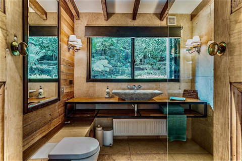 Whitelodge Retreat Sassafras, Mount Dandenong - Tourism Gold Coast 1