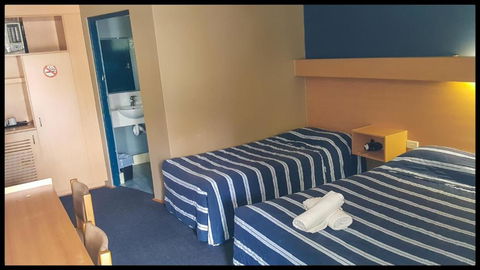 Windsor Motel - Tourism Gold Coast 1