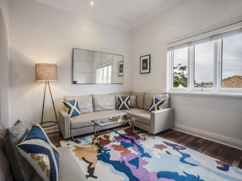 Woollahra Roslyndale Ave - Tourism Gold Coast 0
