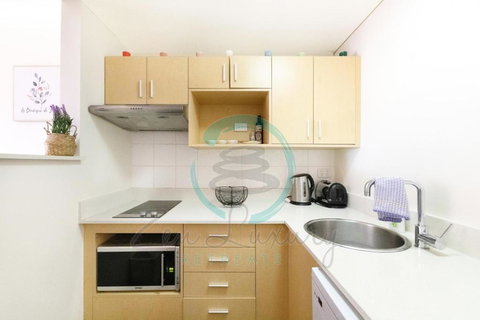 ZEN AT THE ESPLANADE - Spectacular Sunset Retreat - Gold Coast 1