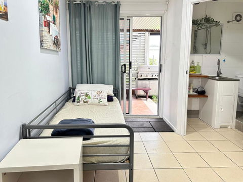 Zen Escape Guest House- Zen Garden Tiny Home, Nooky Studio - Tourism Gold Coast 2