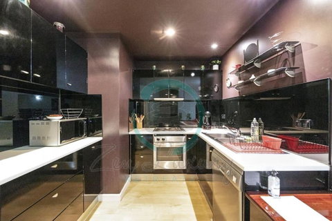 ZEN MARKETS - Boutique 1-BR Apt Near Parap Markets - Gold Coast 2