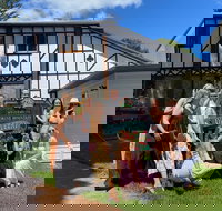 Mt Tamborine ScenicRim Deluxe Wine Tasting and Sightseeeing Tour - Tourism Gold Coast