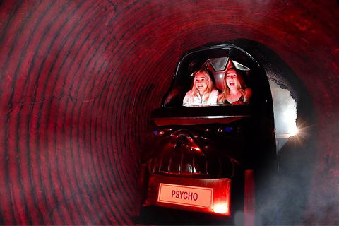 Dracula's Cabaret - Gold Coast - Tourism Gold Coast 0
