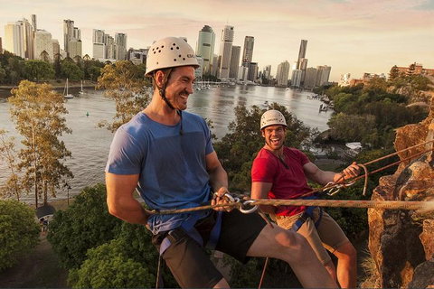 Abseiling The Kangaroo Point Cliffs In Brisbane - Tourism Gold Coast 5