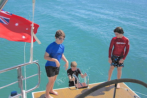 Sailing Curlew Escape On Moreton Bay - Tourism Gold Coast 2