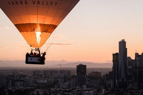 Melbourne Balloon Flight At Sunrise - Tourism Gold Coast 5