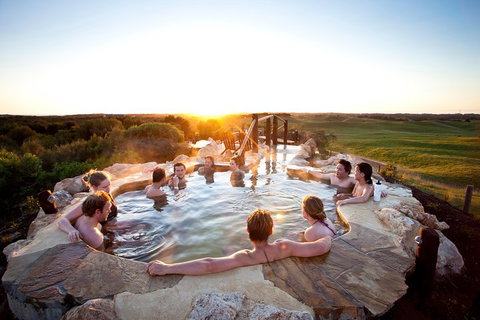 Peninsula Hot Springs Tour With Restaurant Lunch & Gondola Ride - Tourism Gold Coast 4