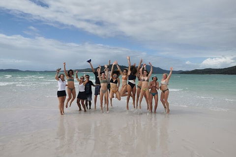 2-Night Whitsundays Sailing Cruise Incl. Whitehaven Beach & Great Barrier Reef - Tourism Gold Coast 4