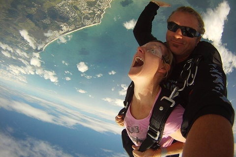 Byron Bay Tandem Sky Dive - Tourism Gold Coast 5