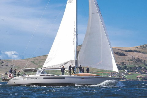 Half-Day Sailing On The Derwent River From Hobart - Tourism Gold Coast 1
