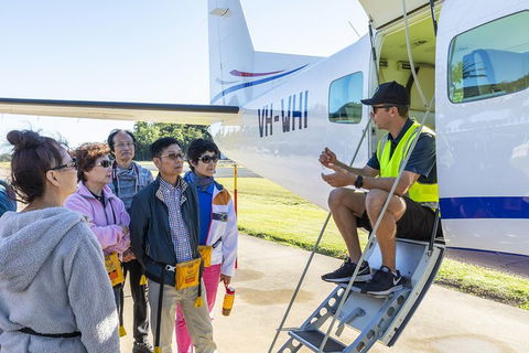 Scenic Flight - Great Barrier Reef, Heart Reef, Whitehaven Beach & Hill Inlet! - Tourism Gold Coast 1