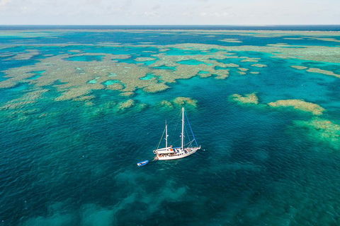 3 Day Whitsundays Sailing And Diving Adventure: Kiana - Tourism Gold Coast 1