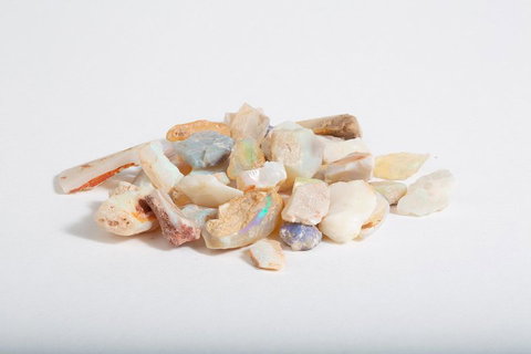 Opal Polishing Workshops In The Beautiful Blue Mountains - Gold Coast 0