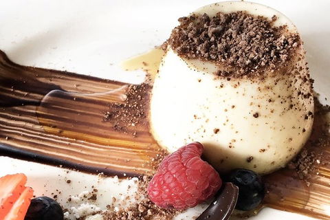 Deluxe Winery Tour To Tamborine Mountain, Includes Gourmet Two Course Lunch - Tourism Gold Coast 3