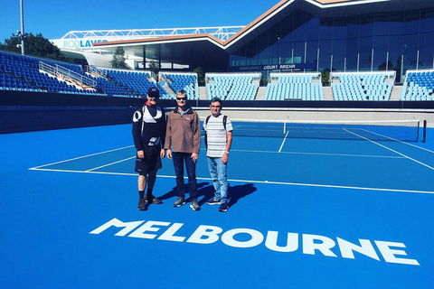 Melbourne Sports Walking Tour - Tourism Gold Coast 1