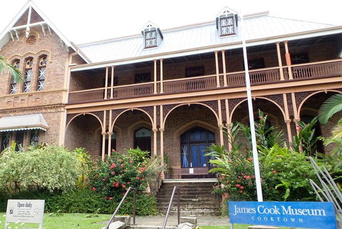 Cairns To Cooktown 4WD Tour - Tourism Gold Coast 1