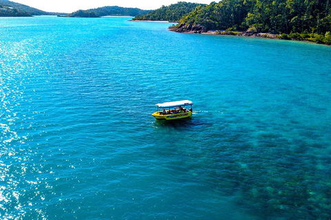 Airlie Beach Glass Bottom Boat Tour - Tourism Gold Coast 2