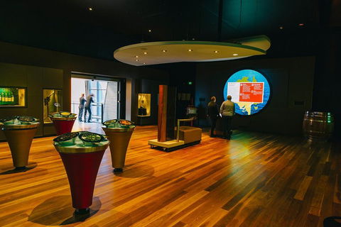 Australian Wine Discovery Tour With Tastings - Tourism Gold Coast 0